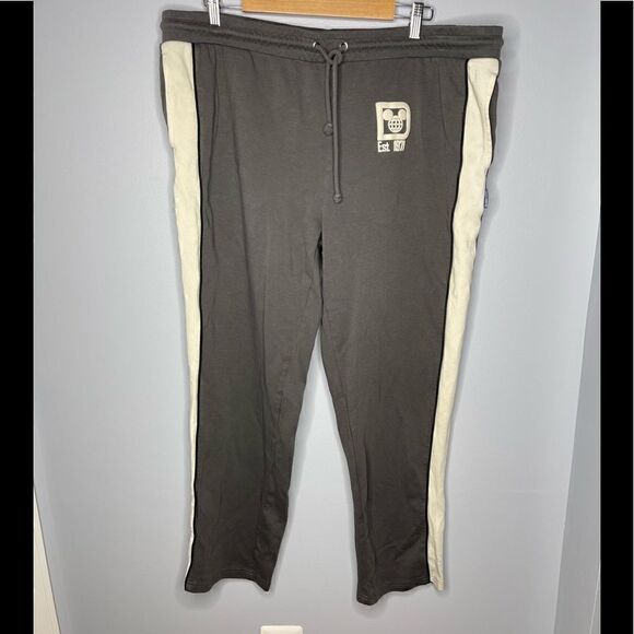 Disney Parks Spirit Jersey sweatpants with Pockets Walt Disney World Size XXL - Picture 1 of 5